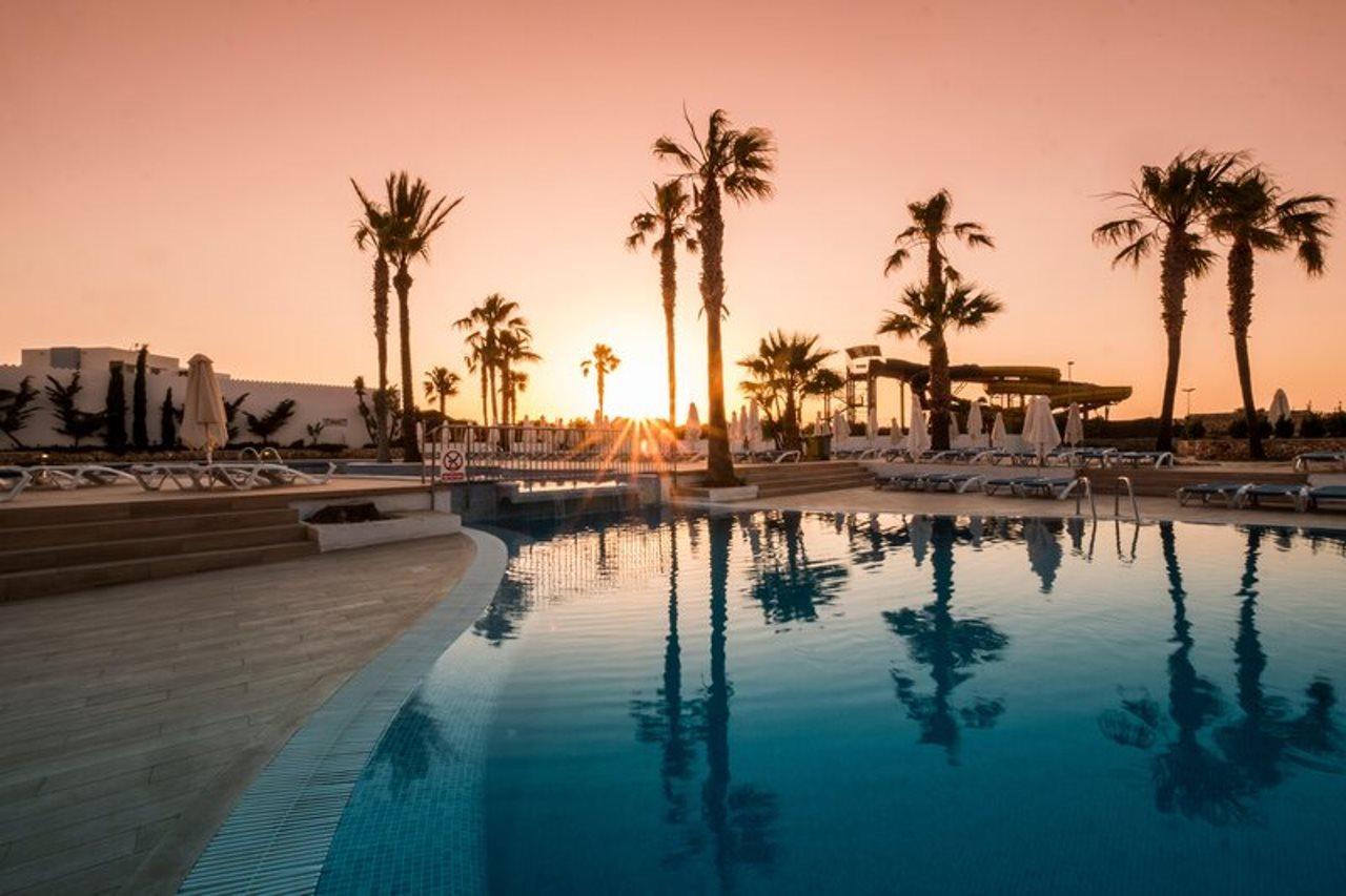 Marinda Garden Aparthotel Cala en Bosc Exterior photo
