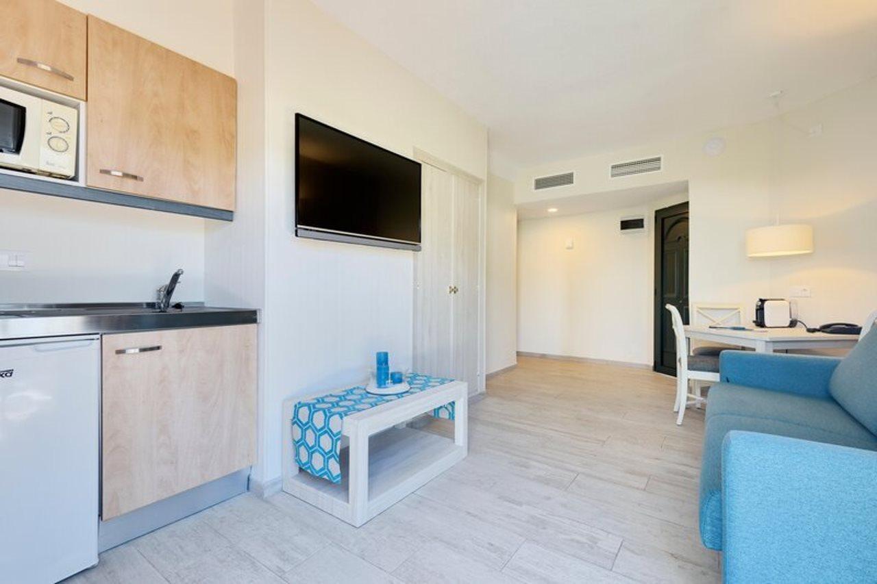 Marinda Garden Aparthotel Cala en Bosc Exterior photo
