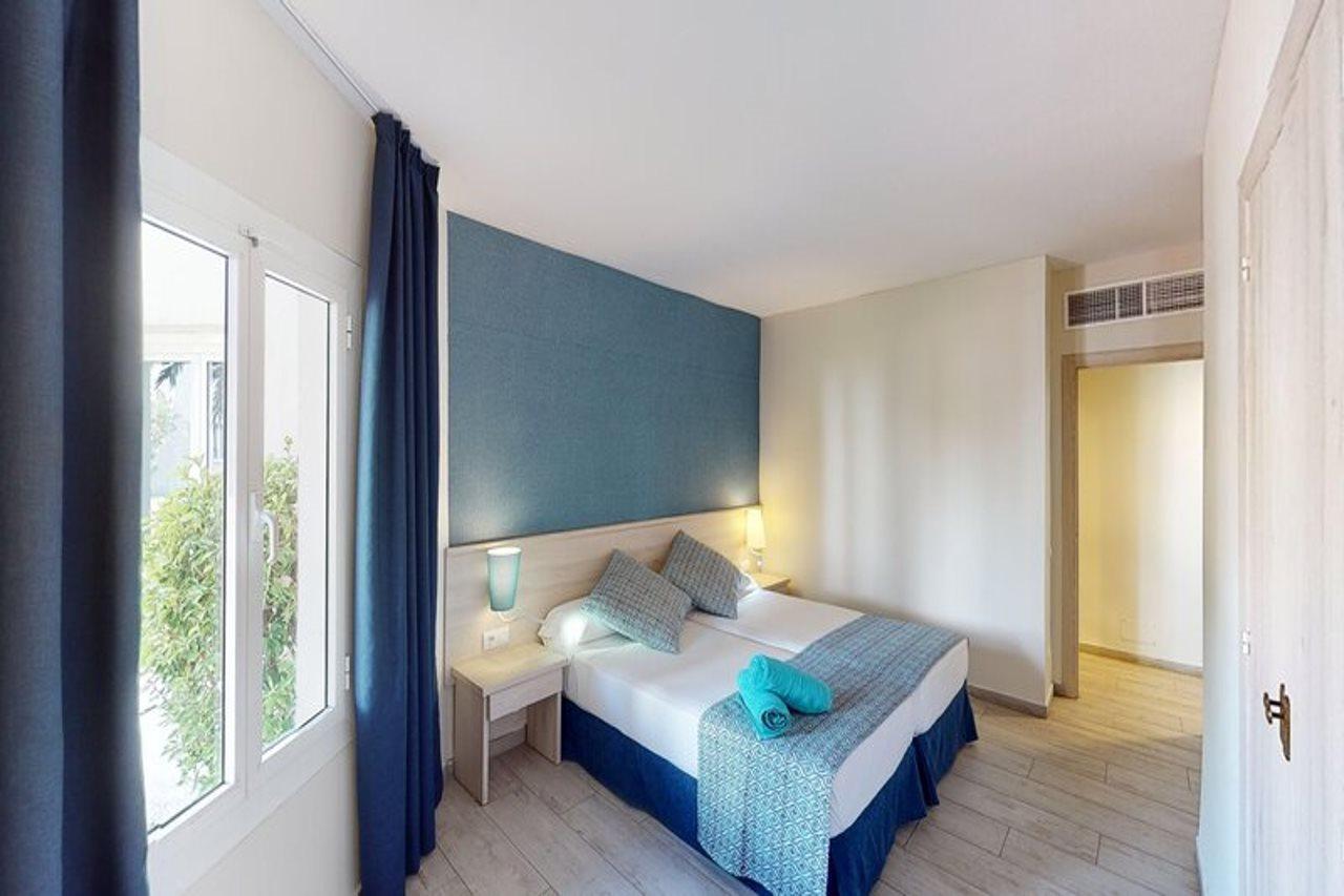 Marinda Garden Aparthotel Cala en Bosc Exterior photo
